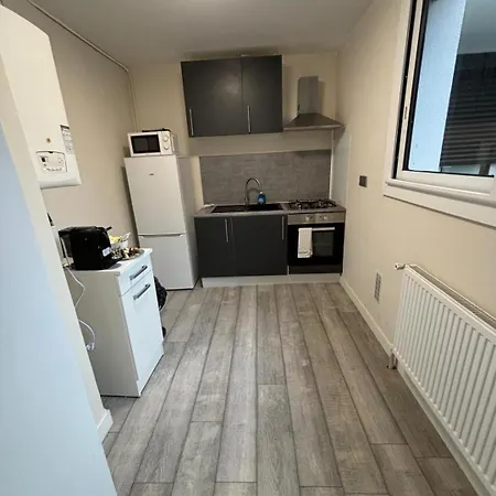 Superbe Grand Studio, Parking Apartment Saint-Priest (Rhone)